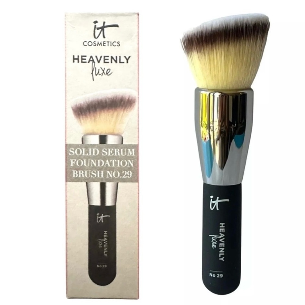 IT Cosmetics Heavenly Luxe Solid Serum Foundation Brush No. 29